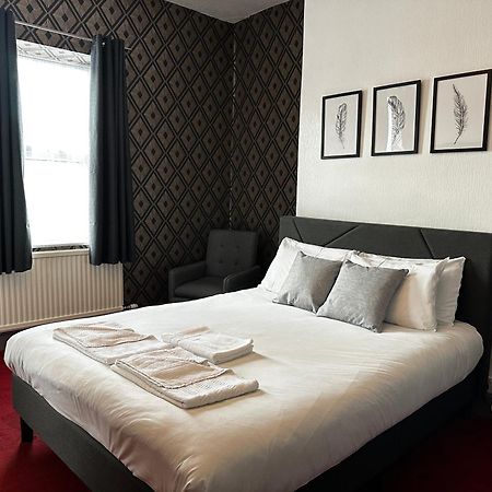 The Derby Hotel Barrow-in-Furness ภายนอก รูปภาพ