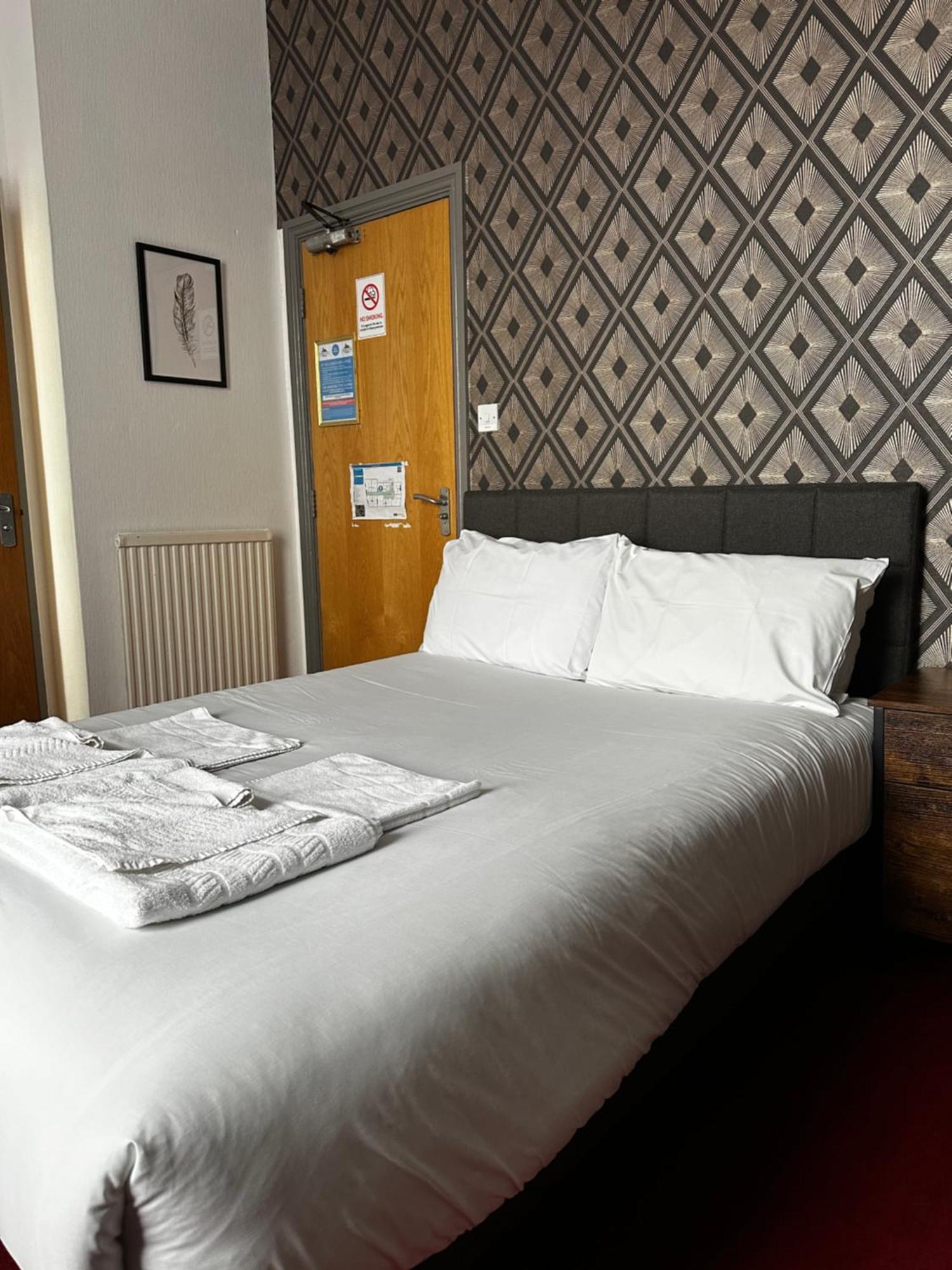 The Derby Hotel Barrow-in-Furness ภายนอก รูปภาพ