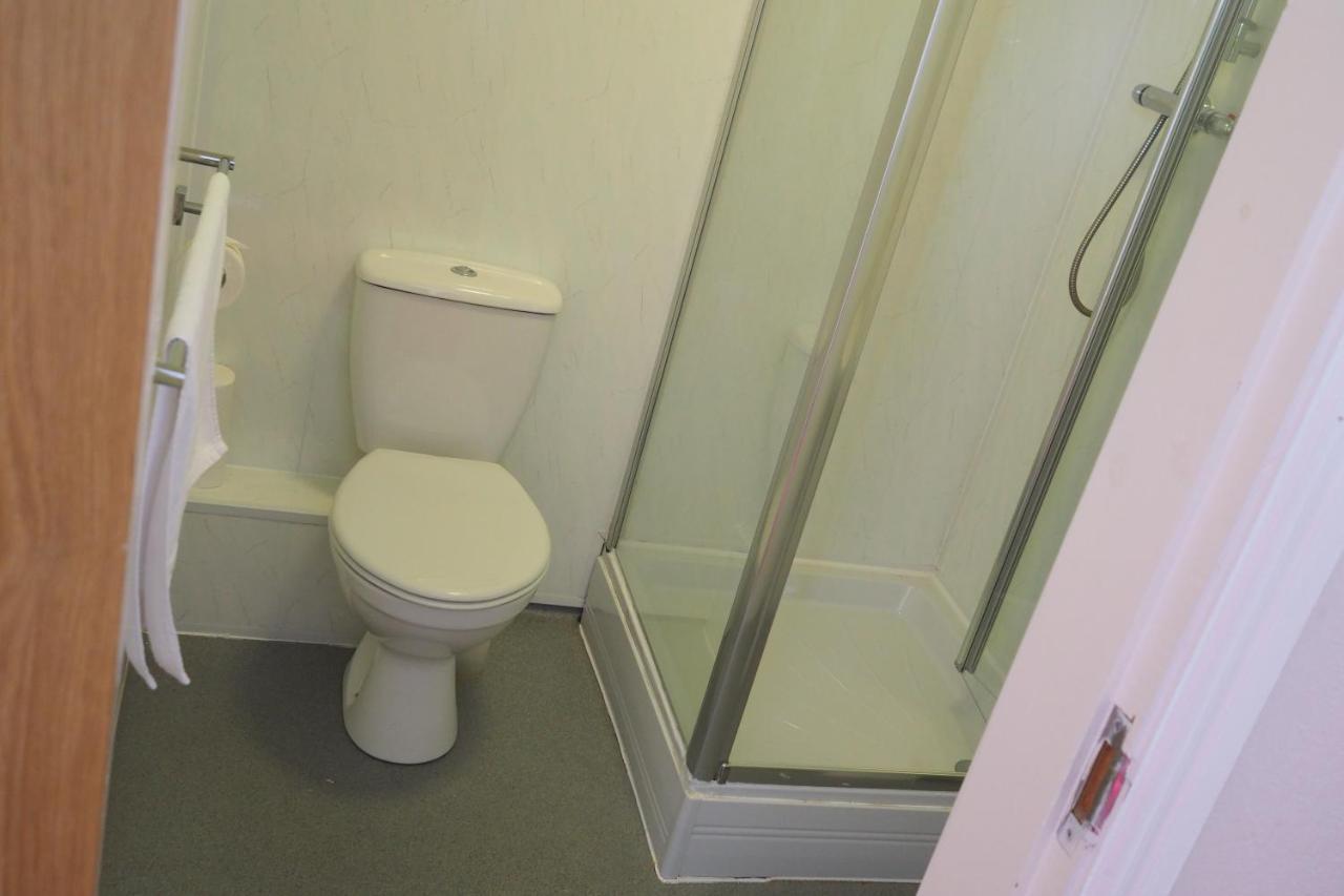 The Derby Hotel Barrow-in-Furness ภายนอก รูปภาพ